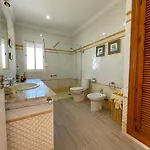 Leza كونيل ذي لا فرونتيرا